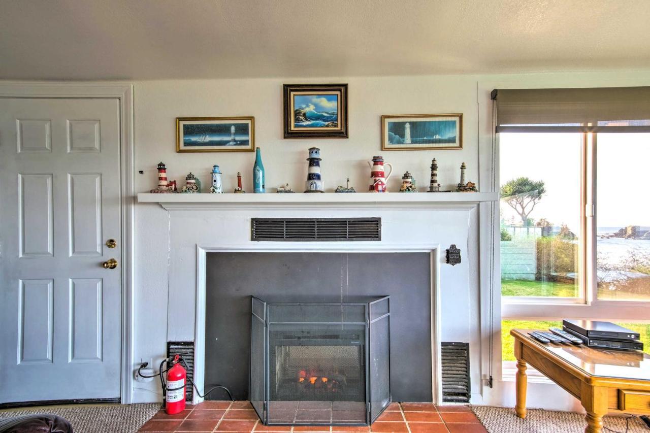 Cliffside Lighthouse Beach Home With Ocean View 쿠스베이 외부 사진
